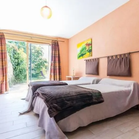 La Maison Des Landes Bed and breakfast Mouzillon